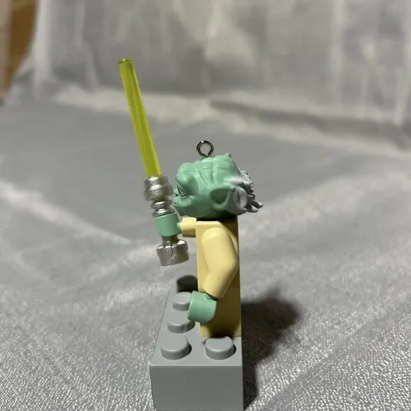 2013 Hallmark Keepsake Star Wars Lego Yoda Christmas Ornament - Picture 3 of 12